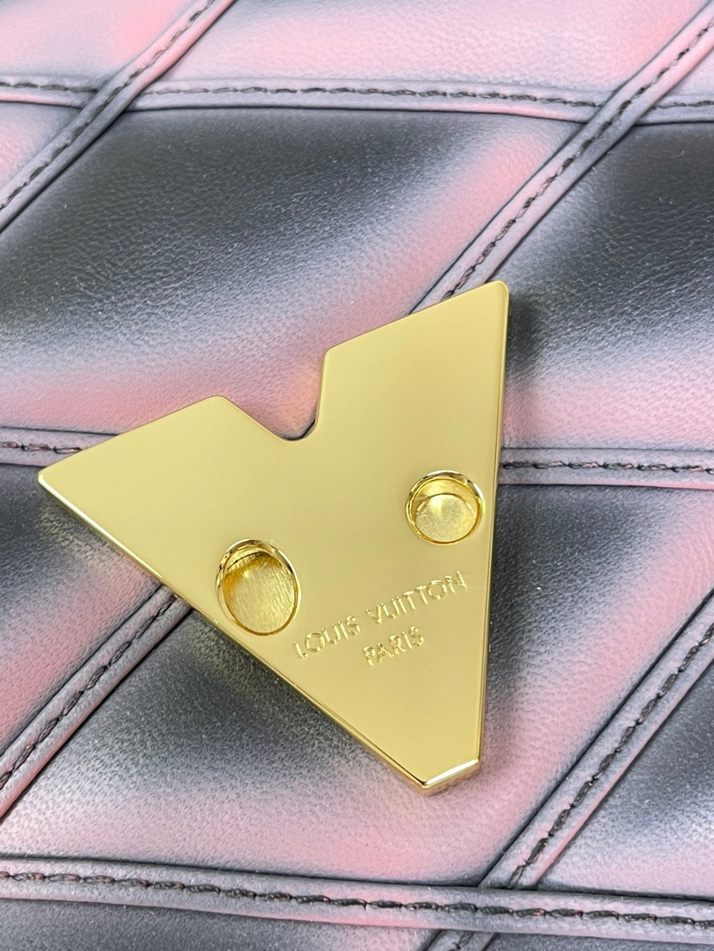 Louis Vuitton GO-14 mm 23 Black Pink Bag