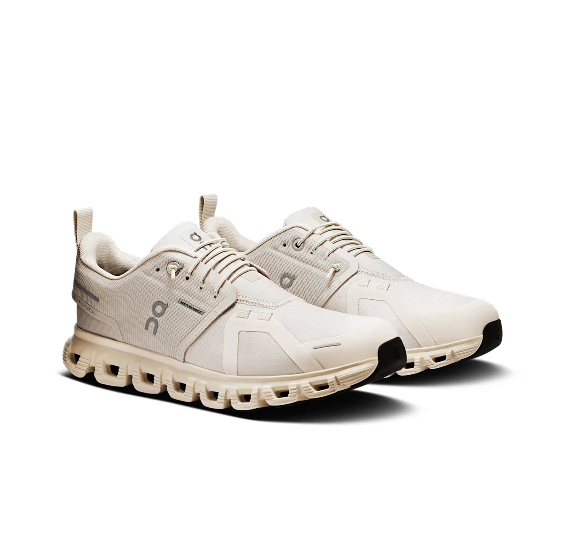On Women's Cloud 6 Waterproof Pearl/Cream Lifestyle Sneakers