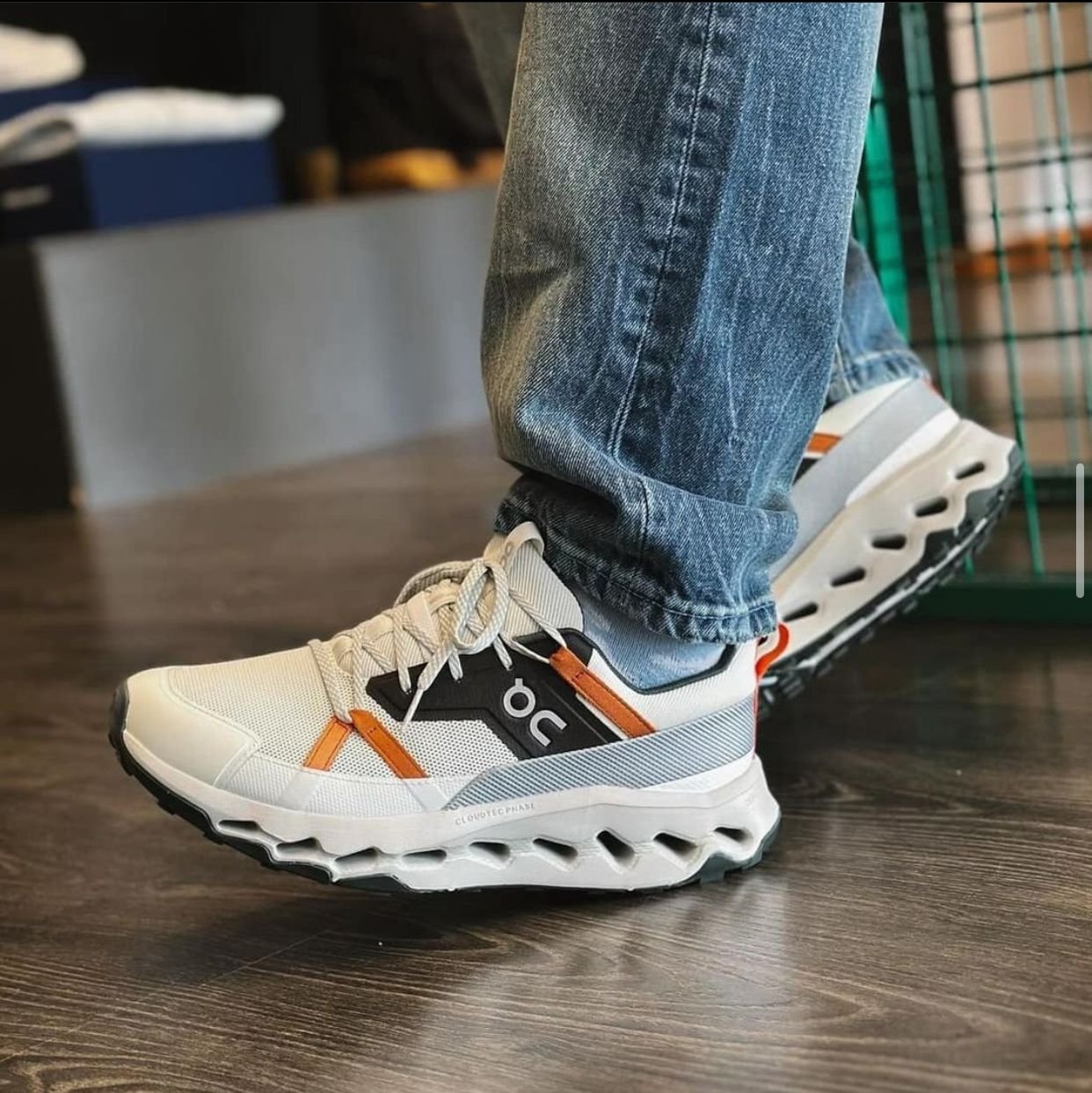 On Cloudhorizon Hiking Shoes
