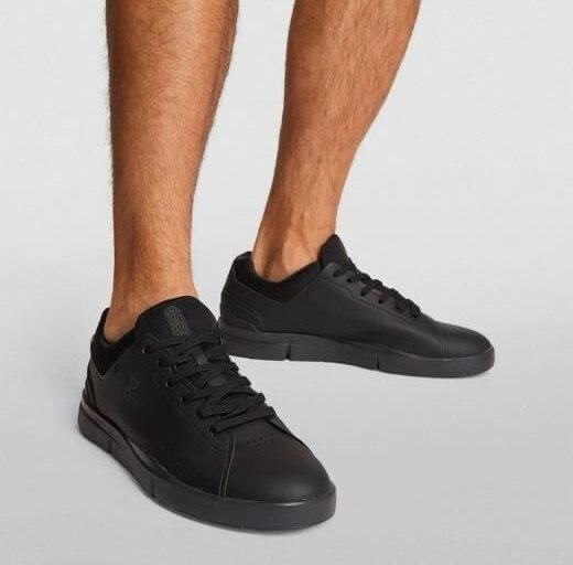 On The Roger Advantage Black Lifestyle Sneakers