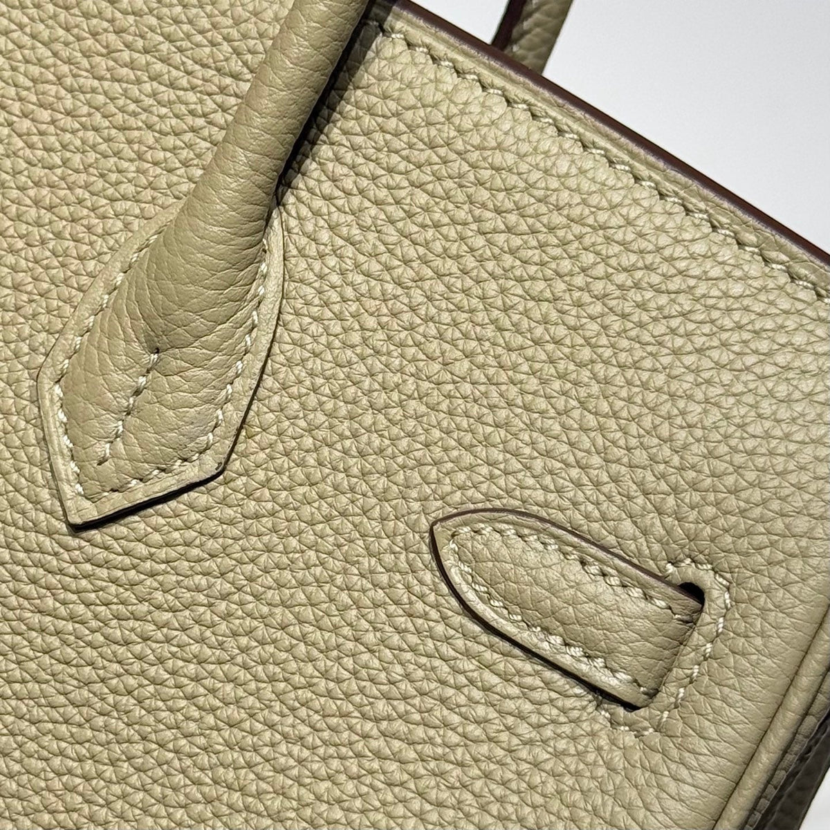 Hermes 25S Medium Birkin 25 in Dark Khaki Calfskin Gold Hardware Bag