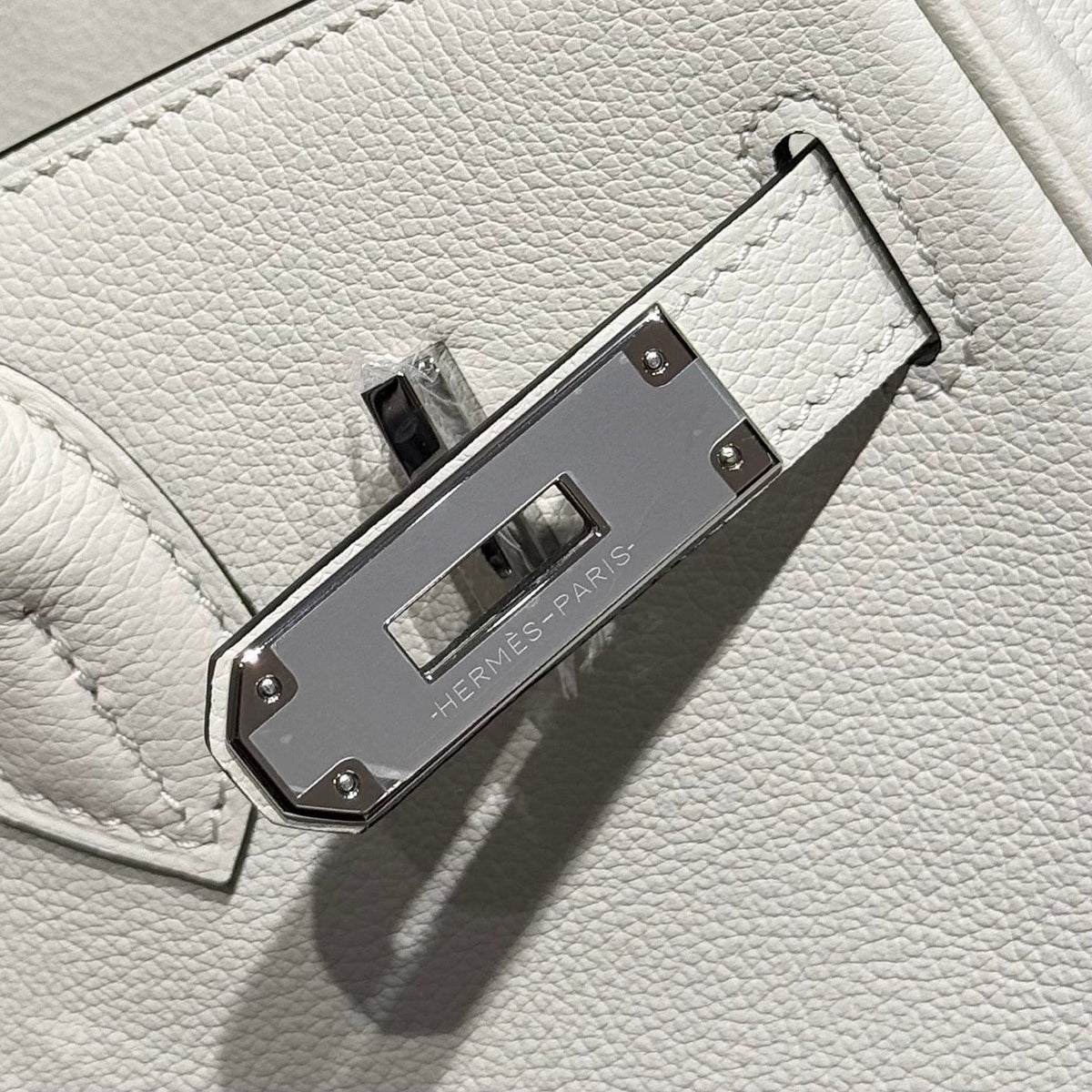 Hermes 25S Shoulder Birkin 29 in Milky White Calfskin Silver Hardware Bag