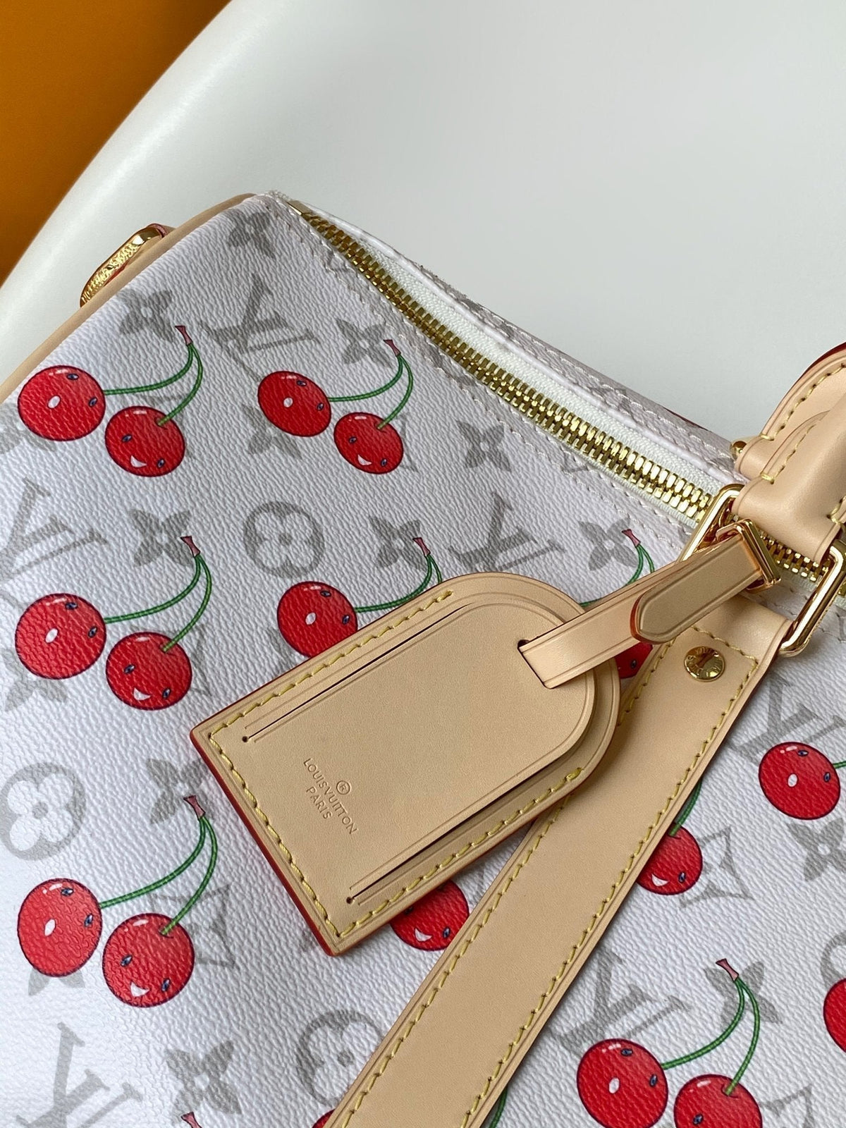 Louis Vuitton Keepall Bandoulière 45 in White and Red Calfskin Bag