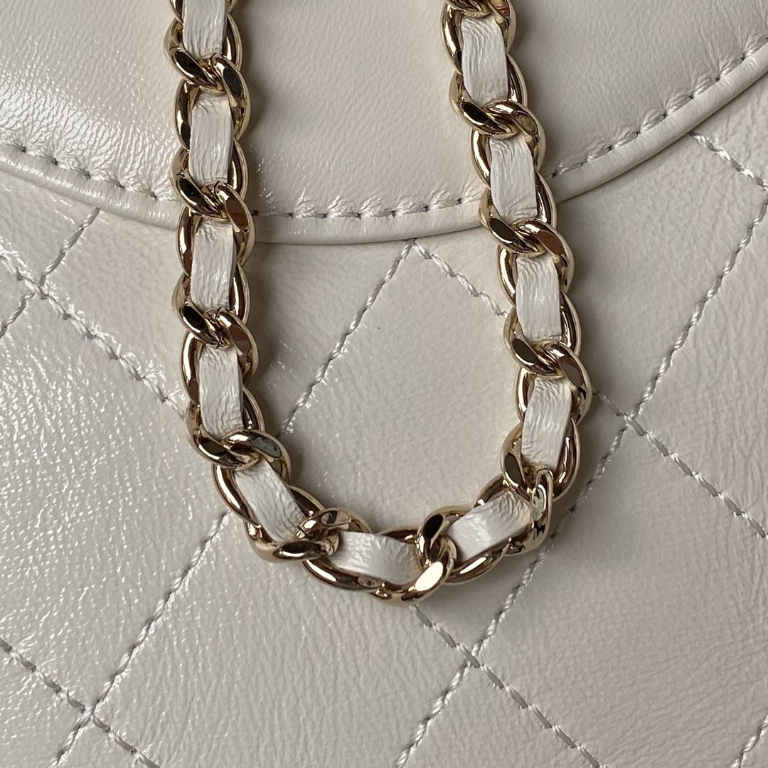 Chanel 25S Top Handle 20 cm in Cream White Lambskin Bag