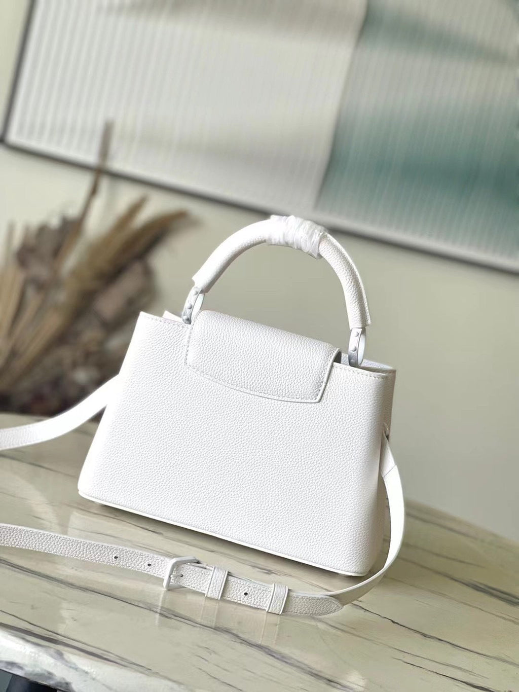 Louis Vuitton Capucines East-West BB 27 in White Taurillon Bag