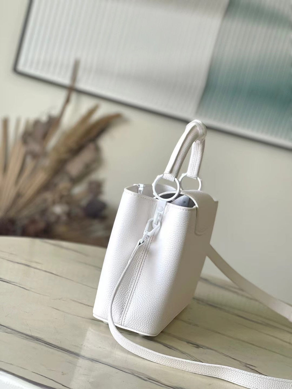 Louis Vuitton Capucines East-West BB 27 in White Taurillon Bag