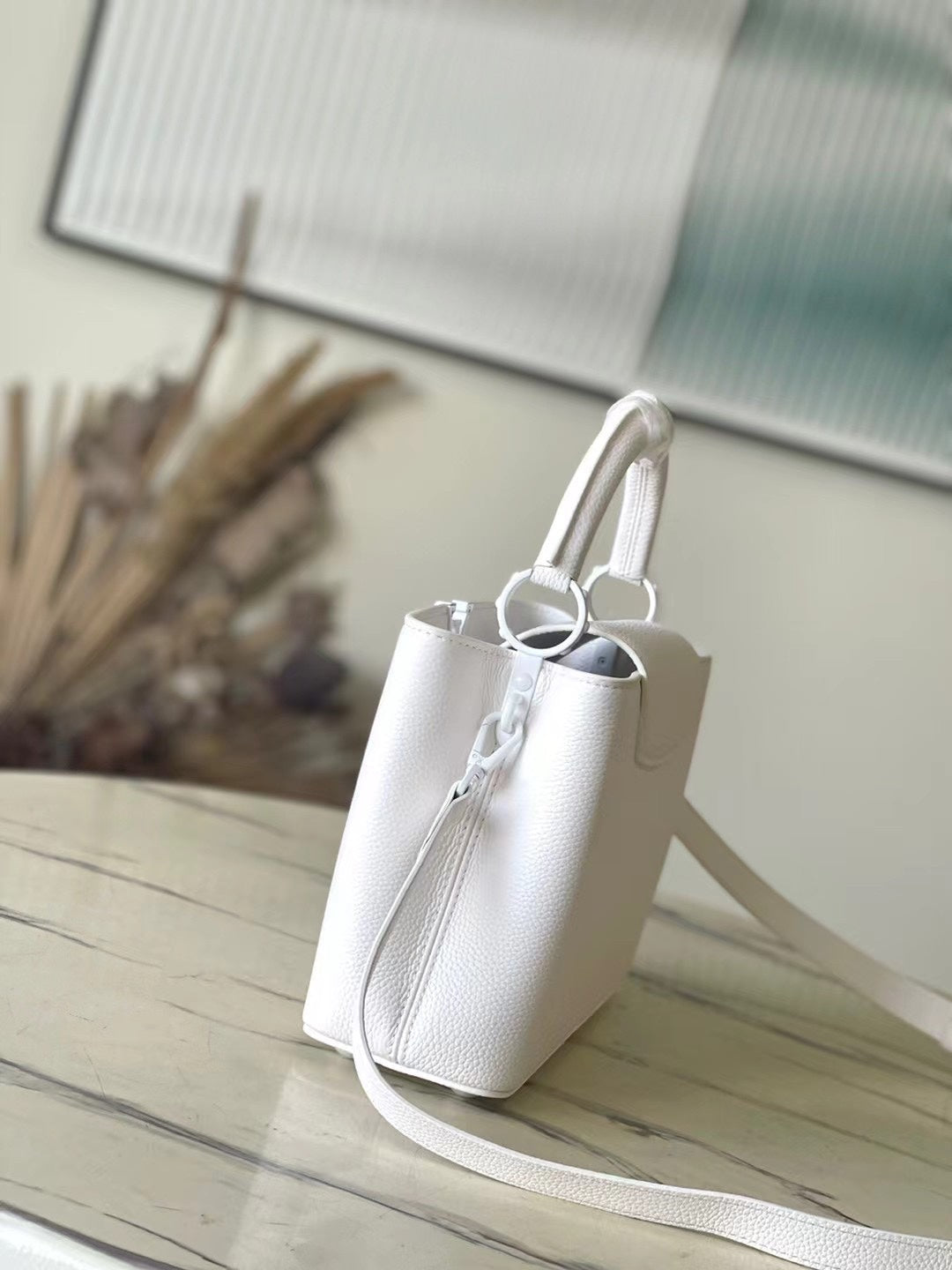 Louis Vuitton Capucines East-West BB 27 in White Taurillon Bag