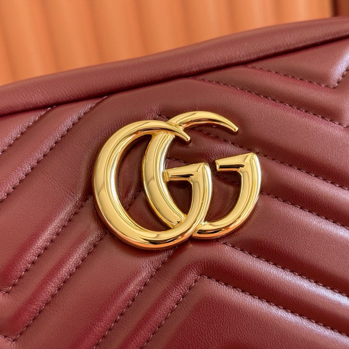 Gucci 26S Marmont Shoulder Bag 24 in Dark Red Calfskin
