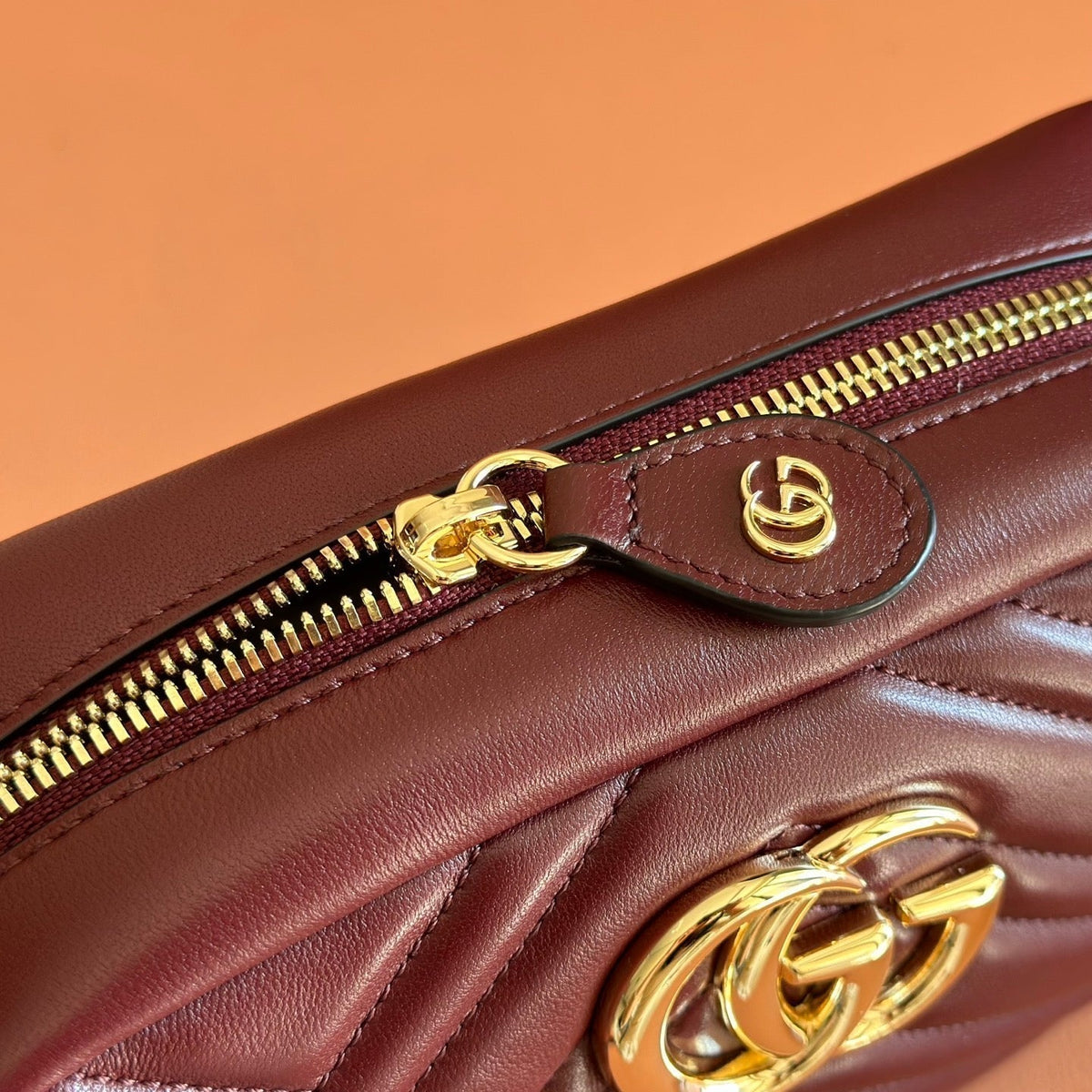 Gucci 26S Marmont Shoulder Bag 24 in Dark Red Calfskin