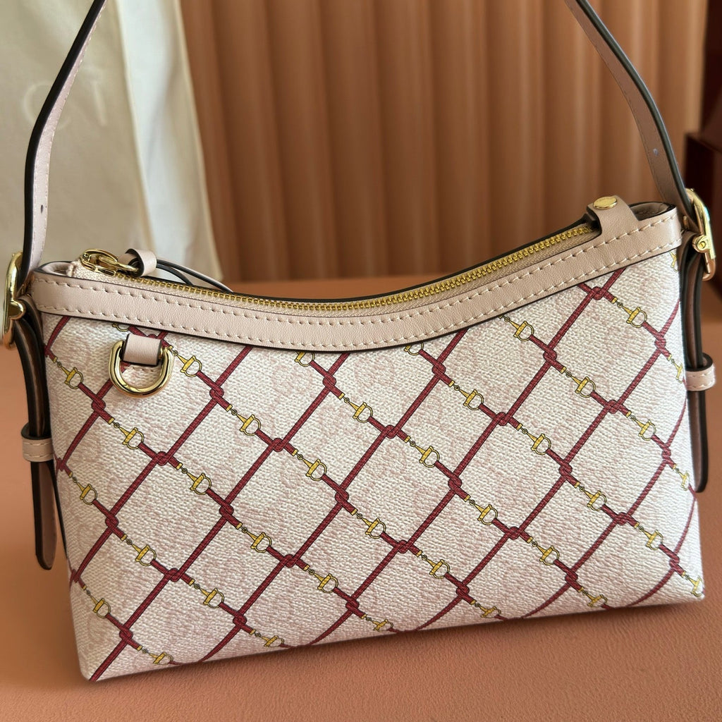 Gucci 26S Emblem Bucket Bag 22 in Light Pink Coated Fabric