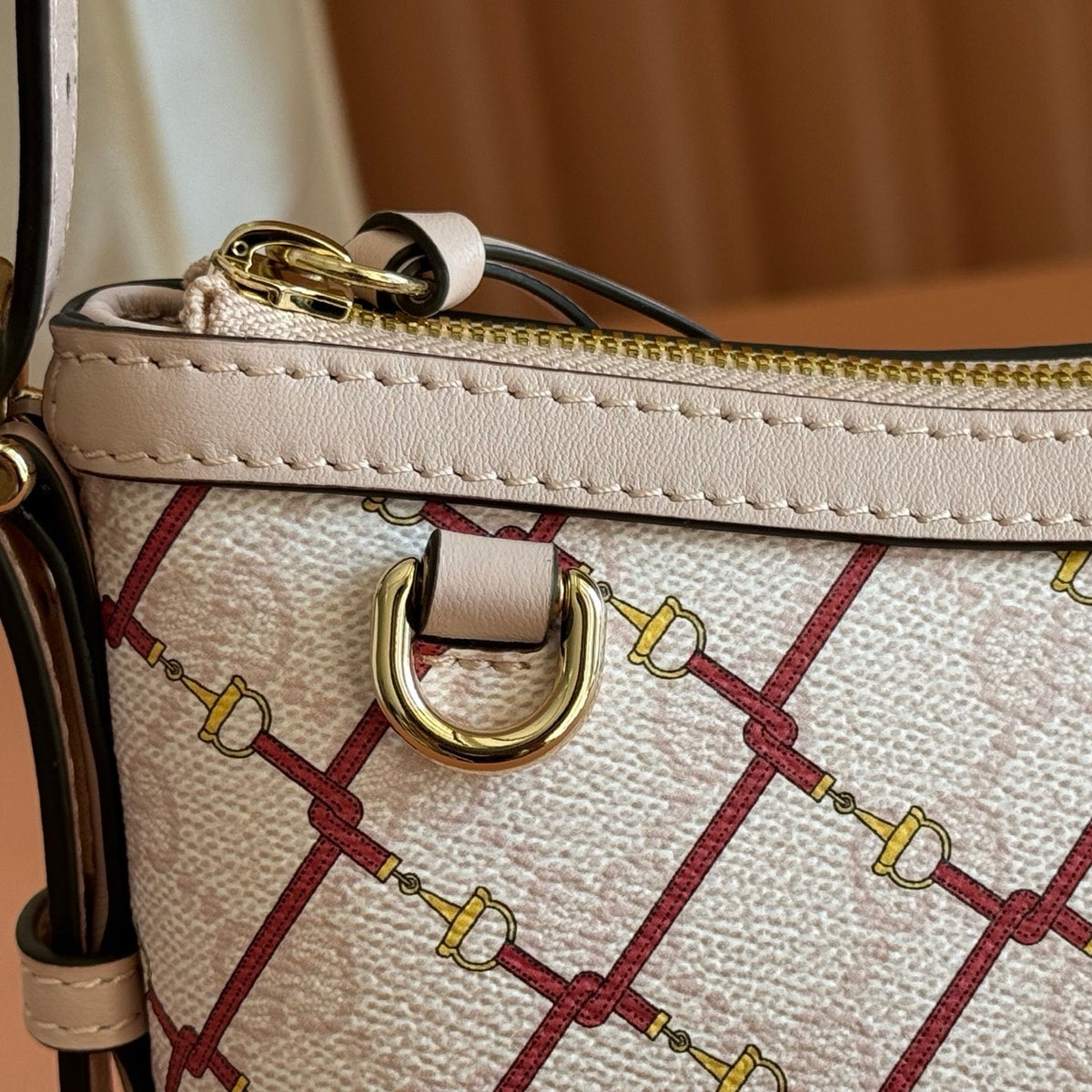 Gucci 26S Emblem Bucket Bag 22 in Light Pink Coated Fabric