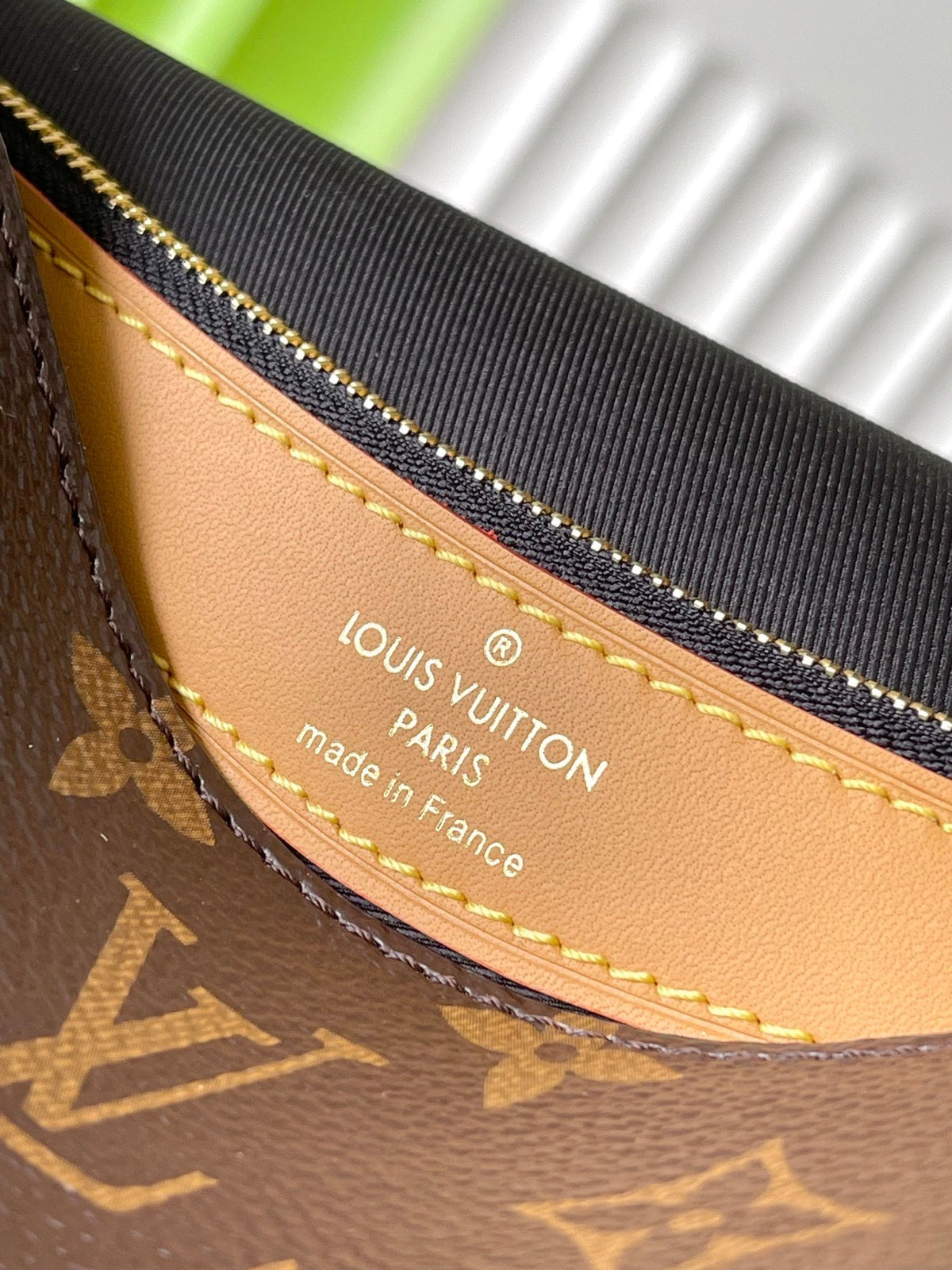 Louis Vuitton Diane 25 in Brown Monogram Canvas Tanned Cowhide Bag
