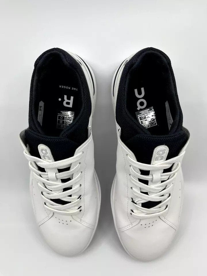 On The Roger Advantage White Midnight Lifestyle Sneakers